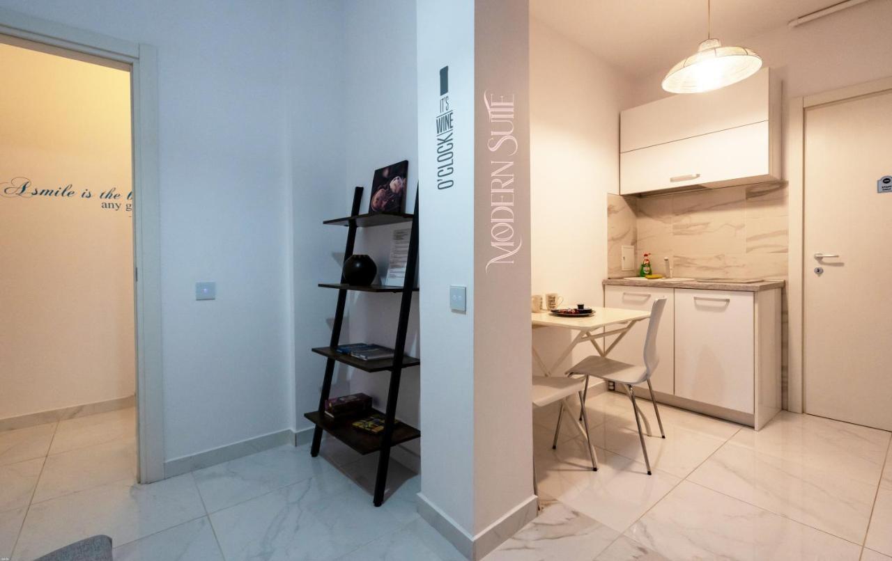 Maera Suites Central Bukarest Eksteriør billede