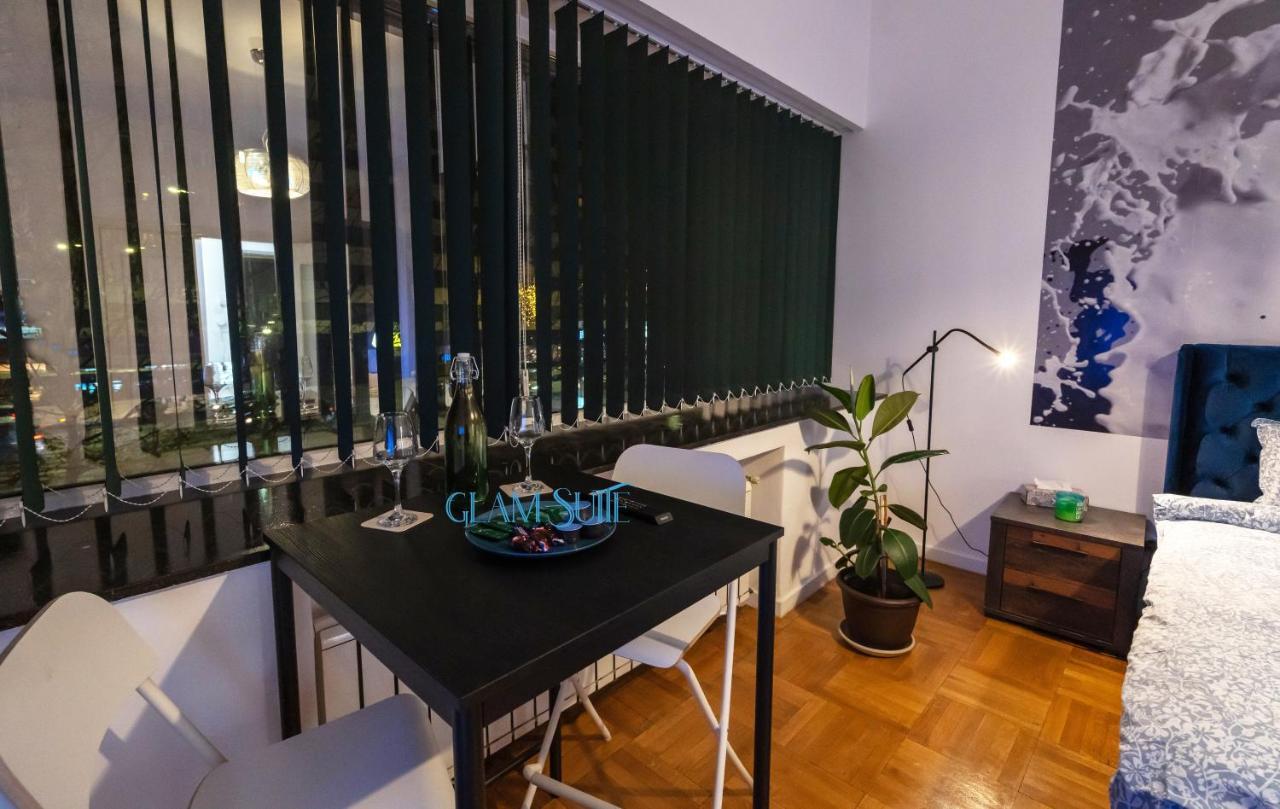 Maera Suites Central Bukarest Eksteriør billede