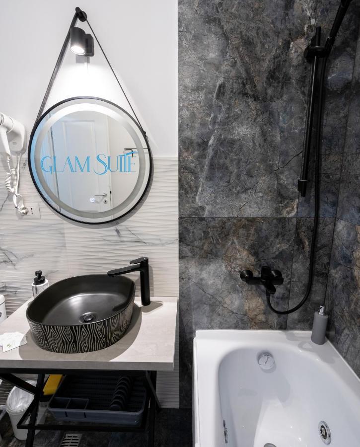 Maera Suites Central Bukarest Eksteriør billede
